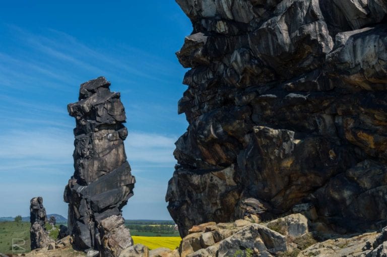 Harz Teufelsfelsen Rapsfeld